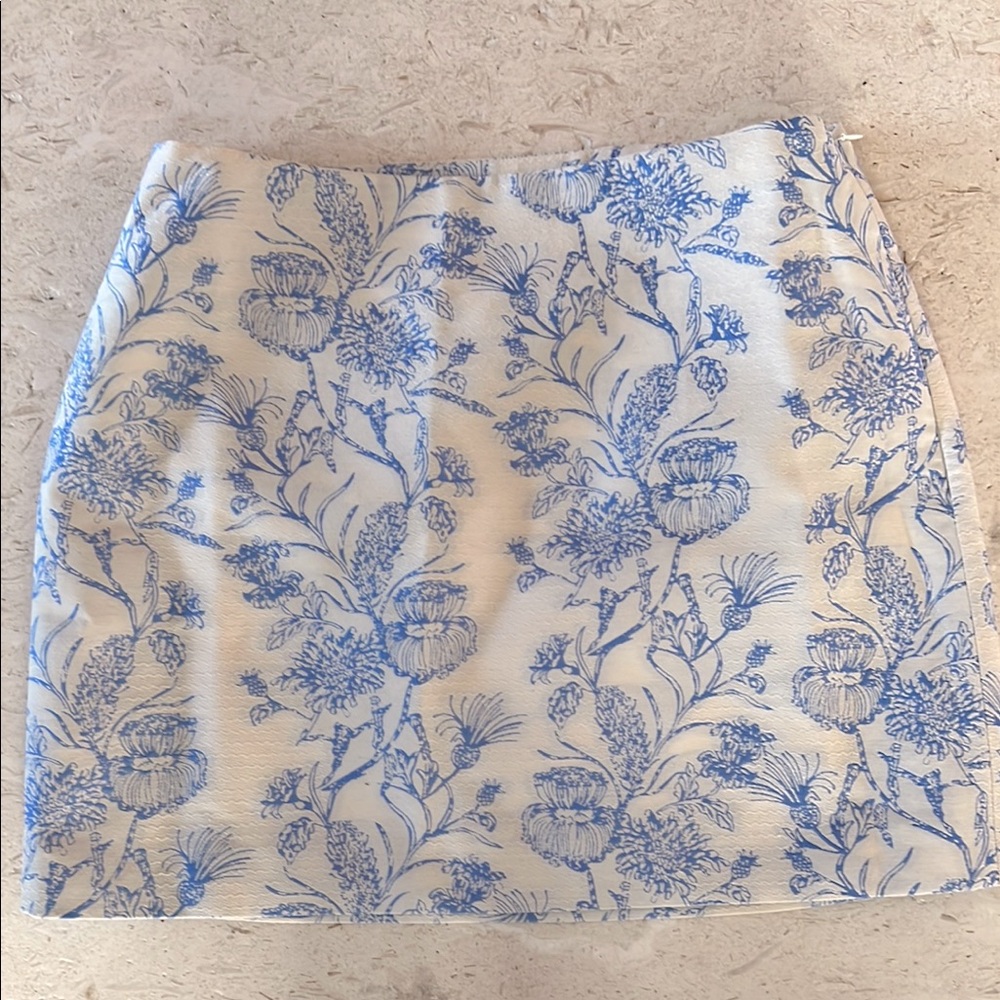Commense White Mini Skirt with Blue Floral Print